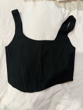 Wilfred - Black Structured Ribbed Crop Tank Top